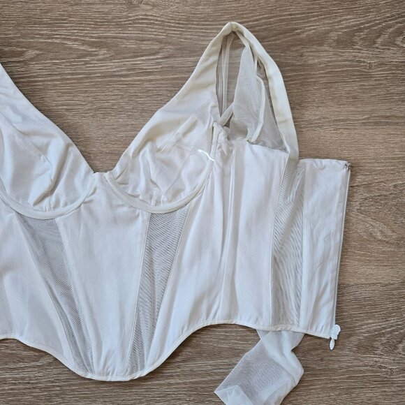 🌟HOUSE OF CB Araminta Corset Top, Semi-Sheer Mesh Sleeves, Small D/E NWT🌟 - Picture 13 of 17